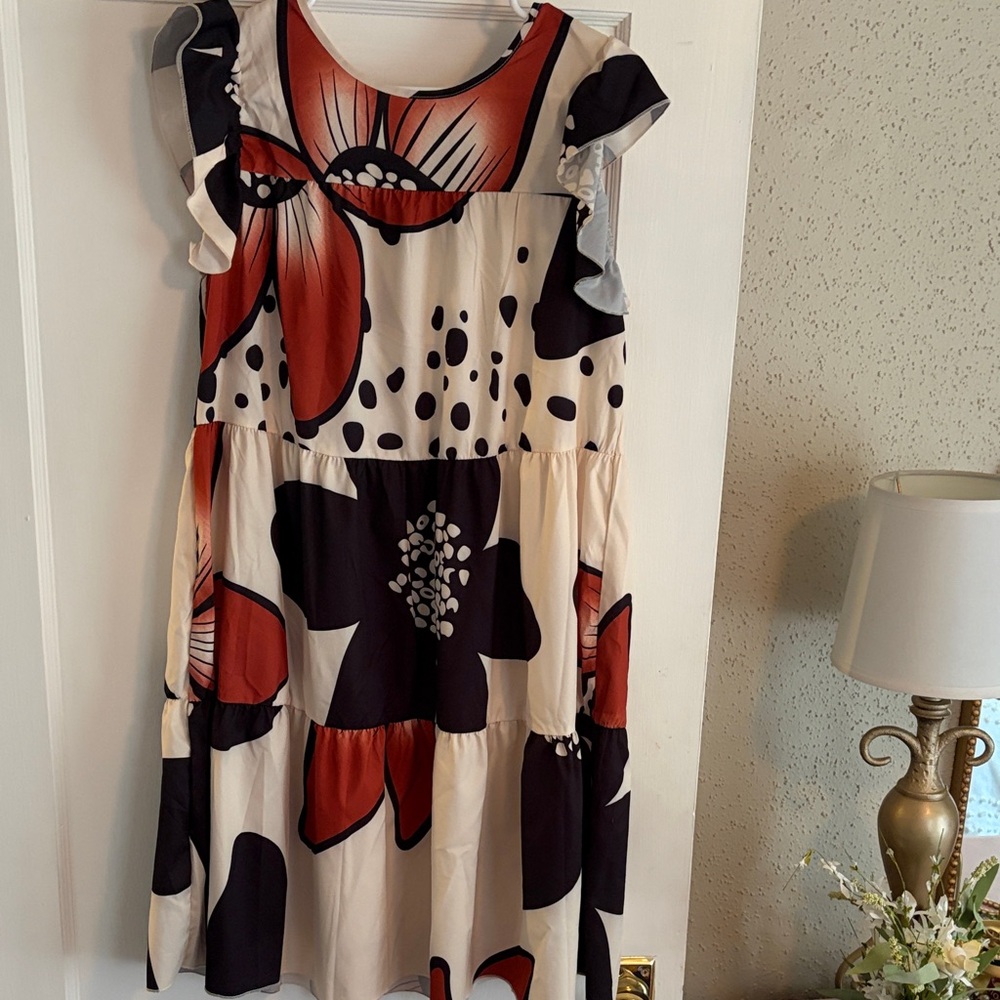 SHEIN Red and Black Floral Casual Dress